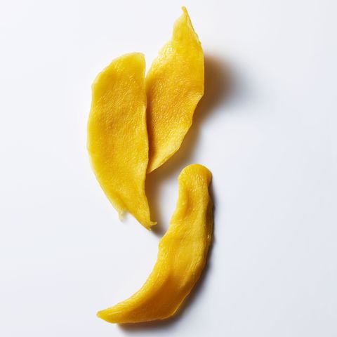 dried mango serving size