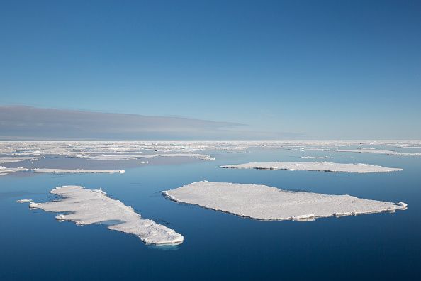 https://hips.hearstapps.com/hmg-prod/images/drift-ice-ice-floes-in-the-arctic-ocean-nordaustlandet-news-photo-923317040-1534873166.jpg