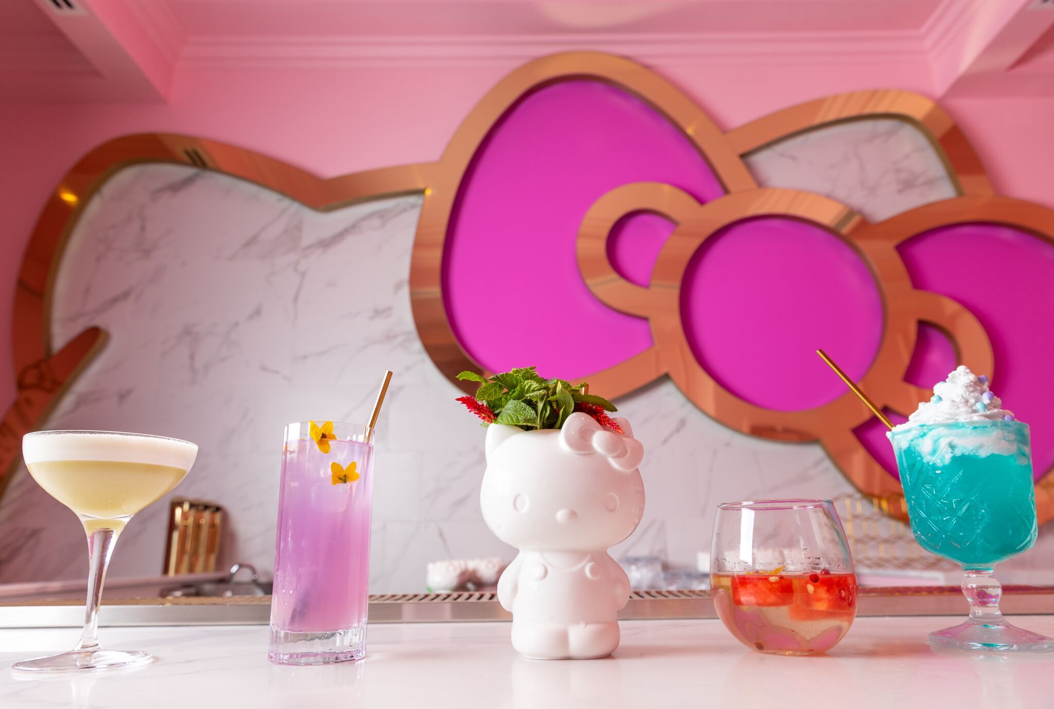 The First-Ever Hello Kitty Grand Cafe Is Open, And My Inner Child