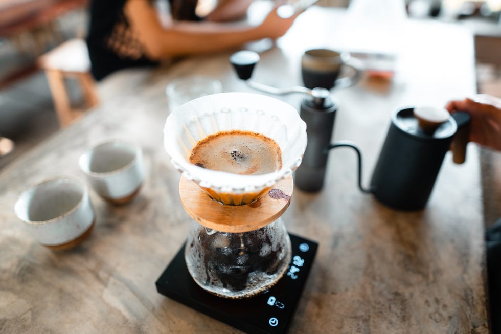 激安直営店 コーヒー ポット ペーパーレス 耐熱ガラス 4杯分 結婚 ハンドドリップ コーヒー ギフト セット カラフェ 27621 KINTO 4人分 600ml ガラス製 フィルター SCS おしゃれ メーカー コーヒー ドリッパー 祝い 送料無料| 4cup 引っ越し