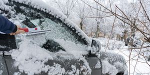 how long to warm up a car in winter