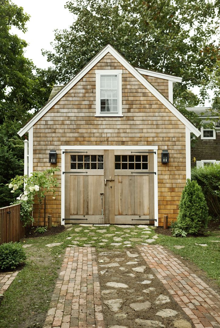 16 Best Driveway Designs and Pavers for Every Kind of House How