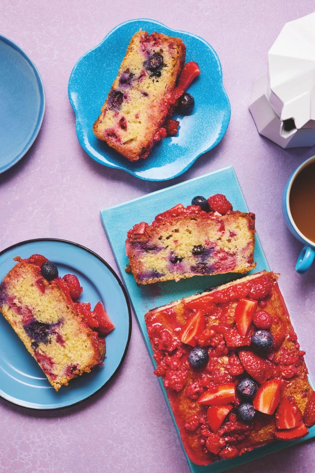 Drizzle cake recipe | Summer fruit drizzle cake recipe