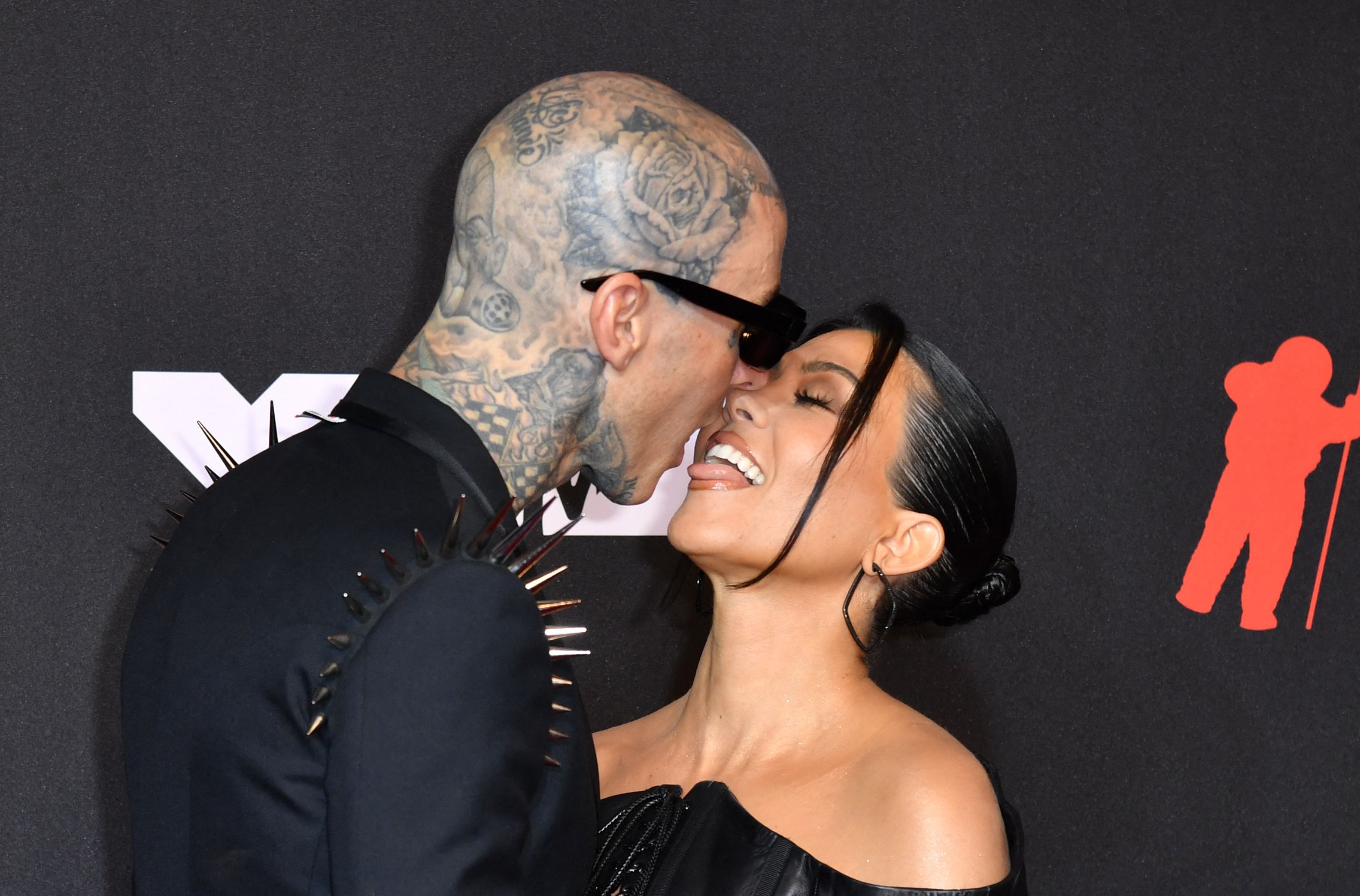 Kourtney Kardashian and Travis Barker get engaged