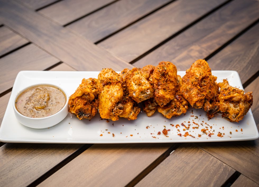 dry rub chicken wings ready to eat