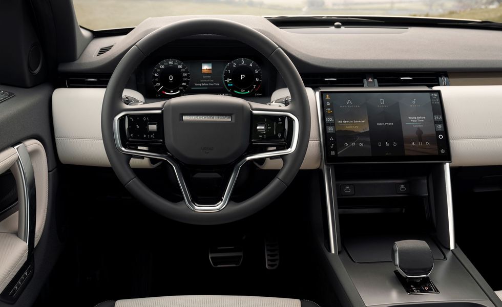 2024 land rover discovery sport dynamic hse interior