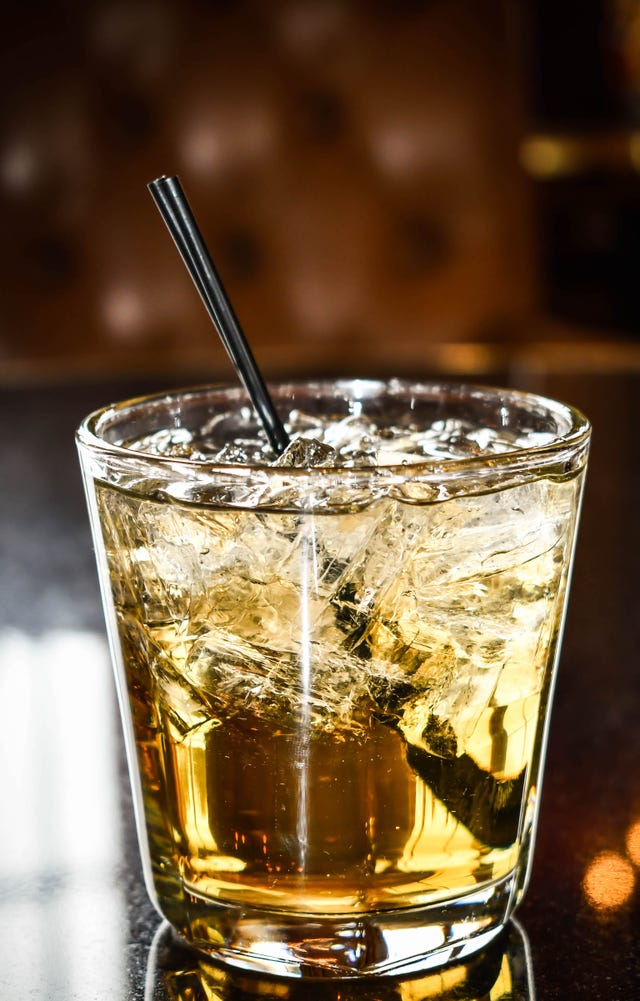 How to Make Aprés Ski Cocktails The Best Cocktails to Drink After a How to Make Aprés Ski Cocktails The Best Cocktails to Drink After a