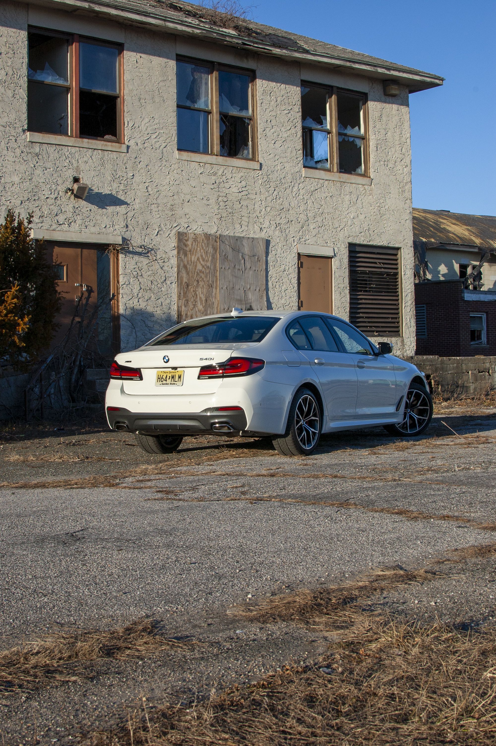 BMW 5 Series 540i G30 (ENG) - Test Drive and Review 