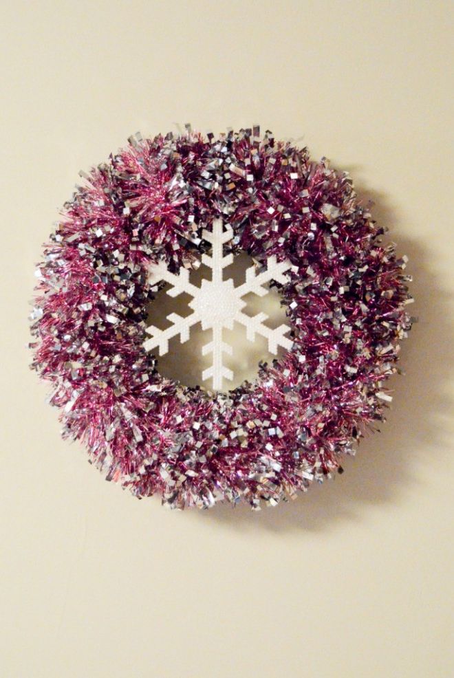 christmas wreath ideas  tinsel snowflake wreath