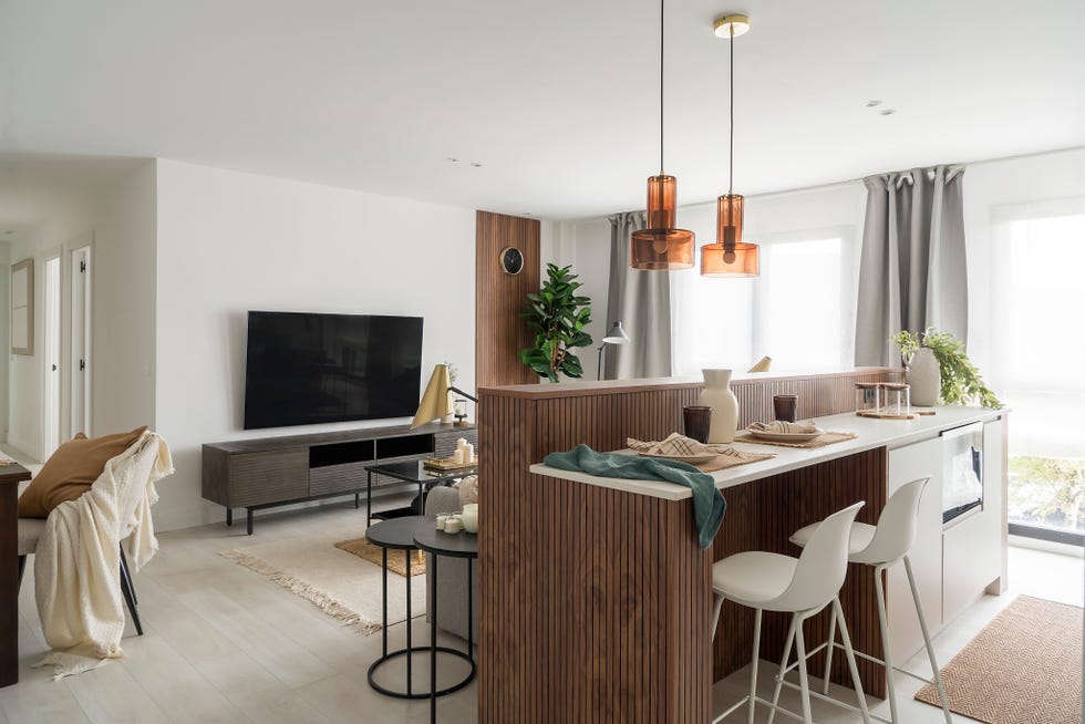 una transformacion sorprendente, de espacios oscuros a una vivienda luminosa y funcional en bilbao