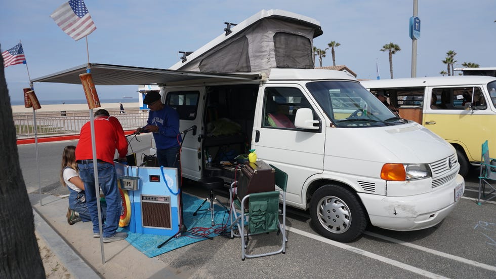 ancient volkswagen vans