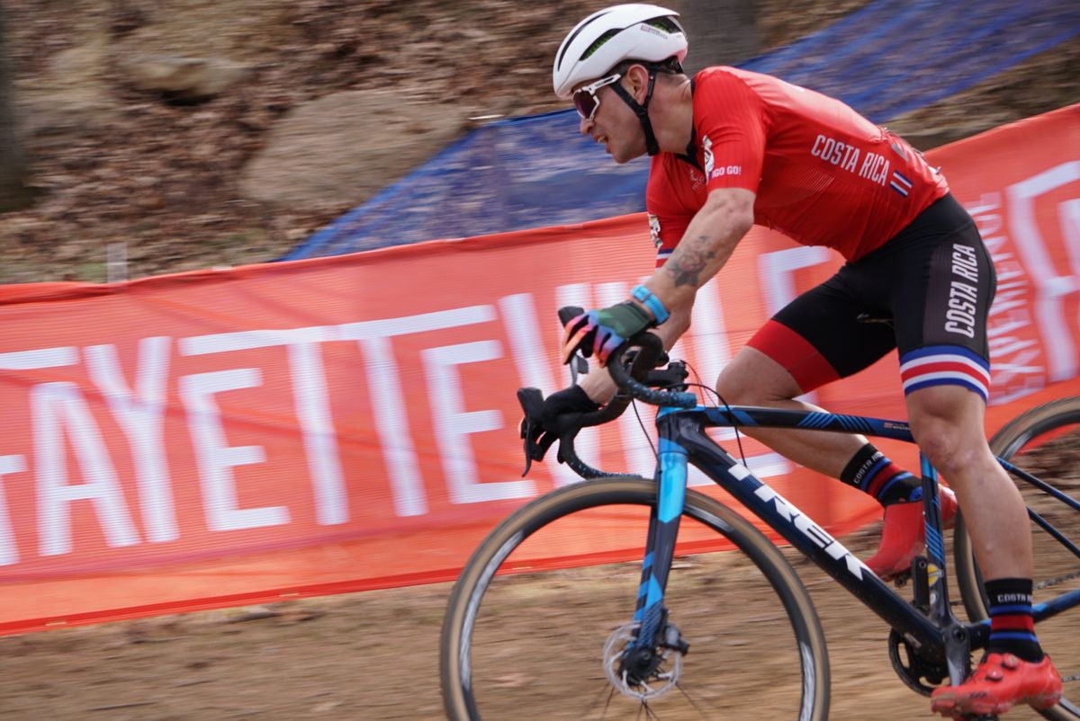 felipe nystrom is the first costa rican to race the cyclocross world championships