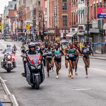 RWD professional runners during a marathon