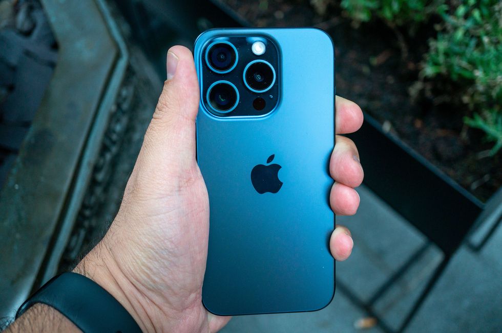 iphone 15 pro review