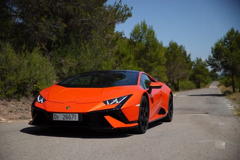 2023 Lamborghini Huracán Tecnica - Photos From Every Angle