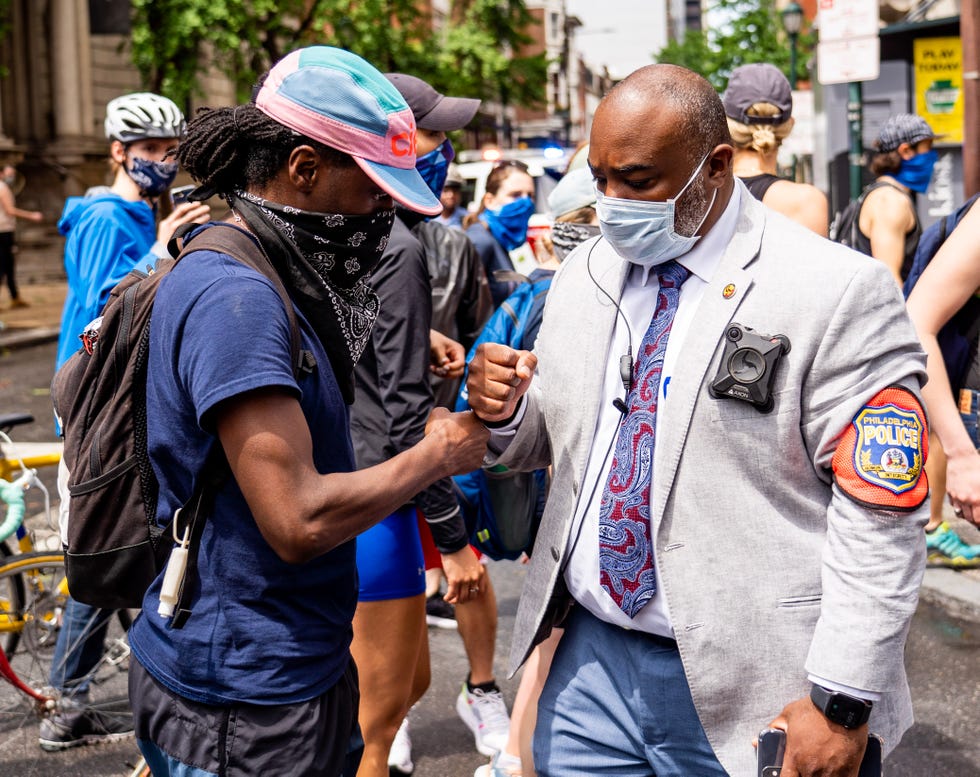 philadelphia run crews gather and kneel in the city to protest police brutality in the us
