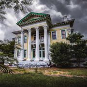 abandoned alabama mansion