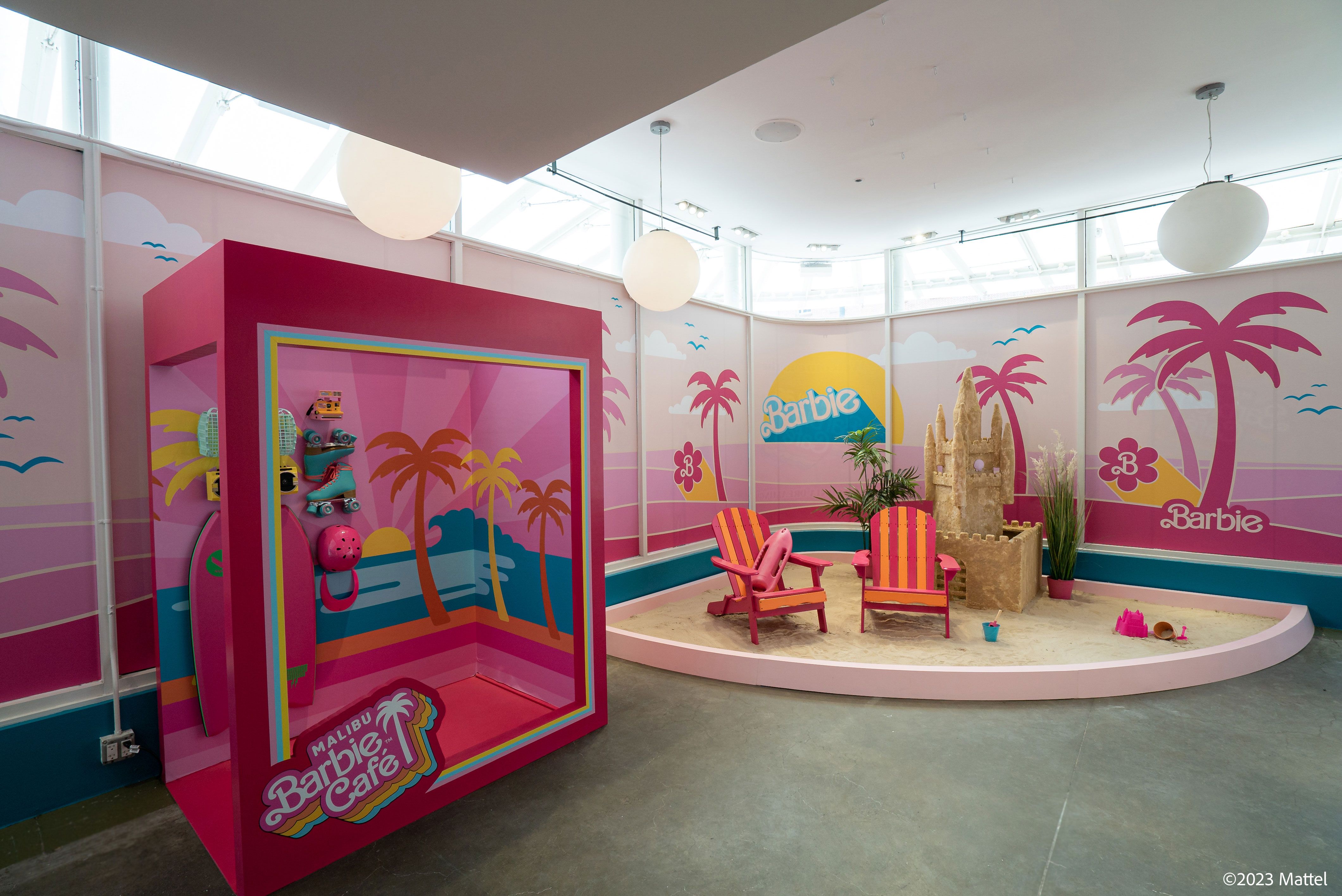 New York, USA. 07th Aug, 2023. View of the pop-up Malibu Barbie Cafe in New  York, NY, August 7, 2023. The recently release movie “Barbie”, directed by  Greta Gerwig, topped $1 billion