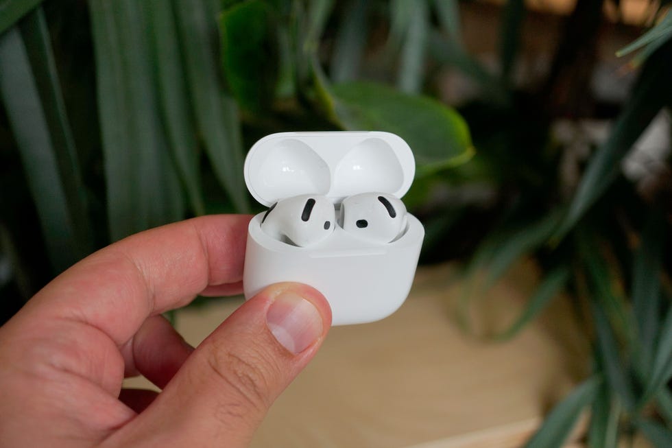 apple airpods 4 anc review