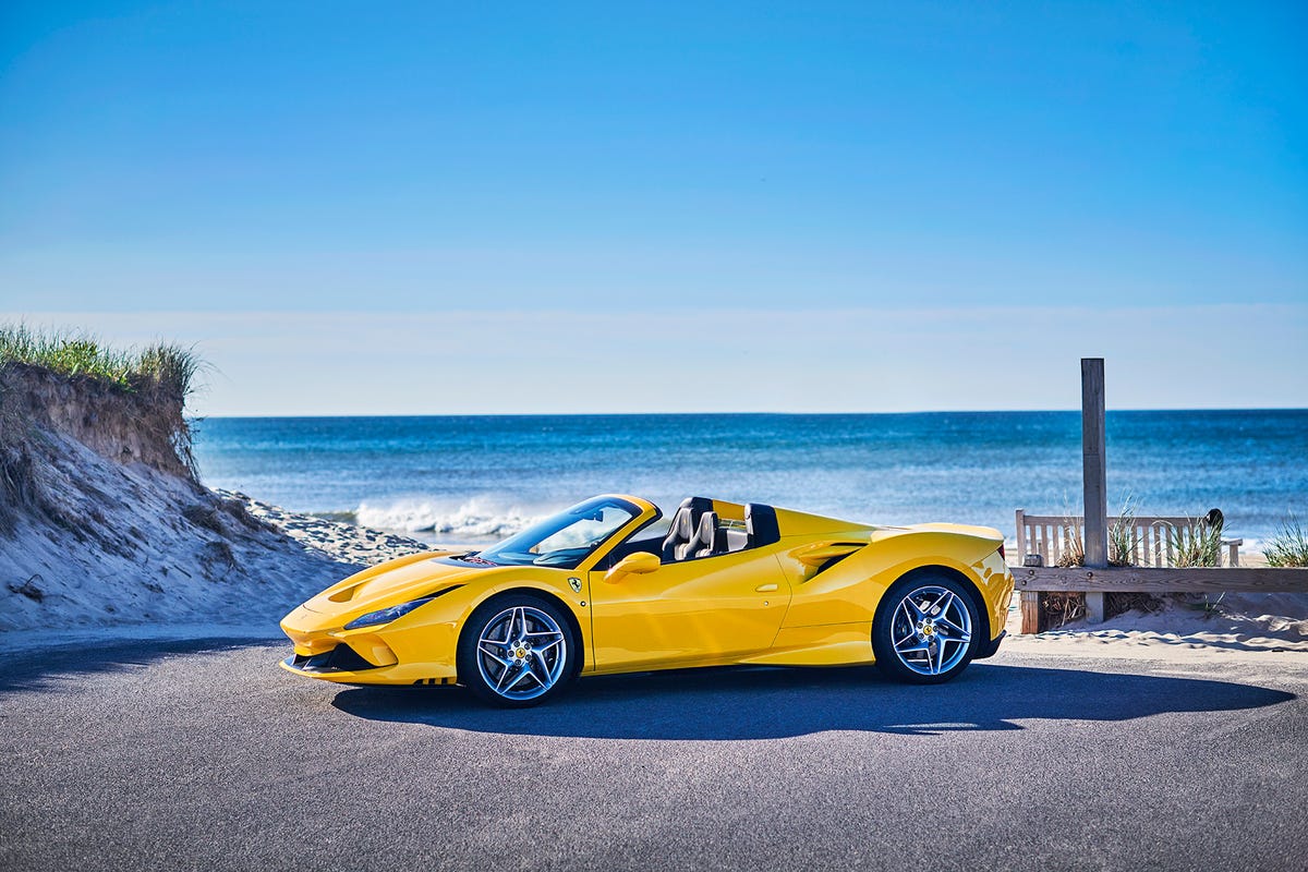 Ferrari F8 Spider is a 710-horsepower droptop dream car - CNET