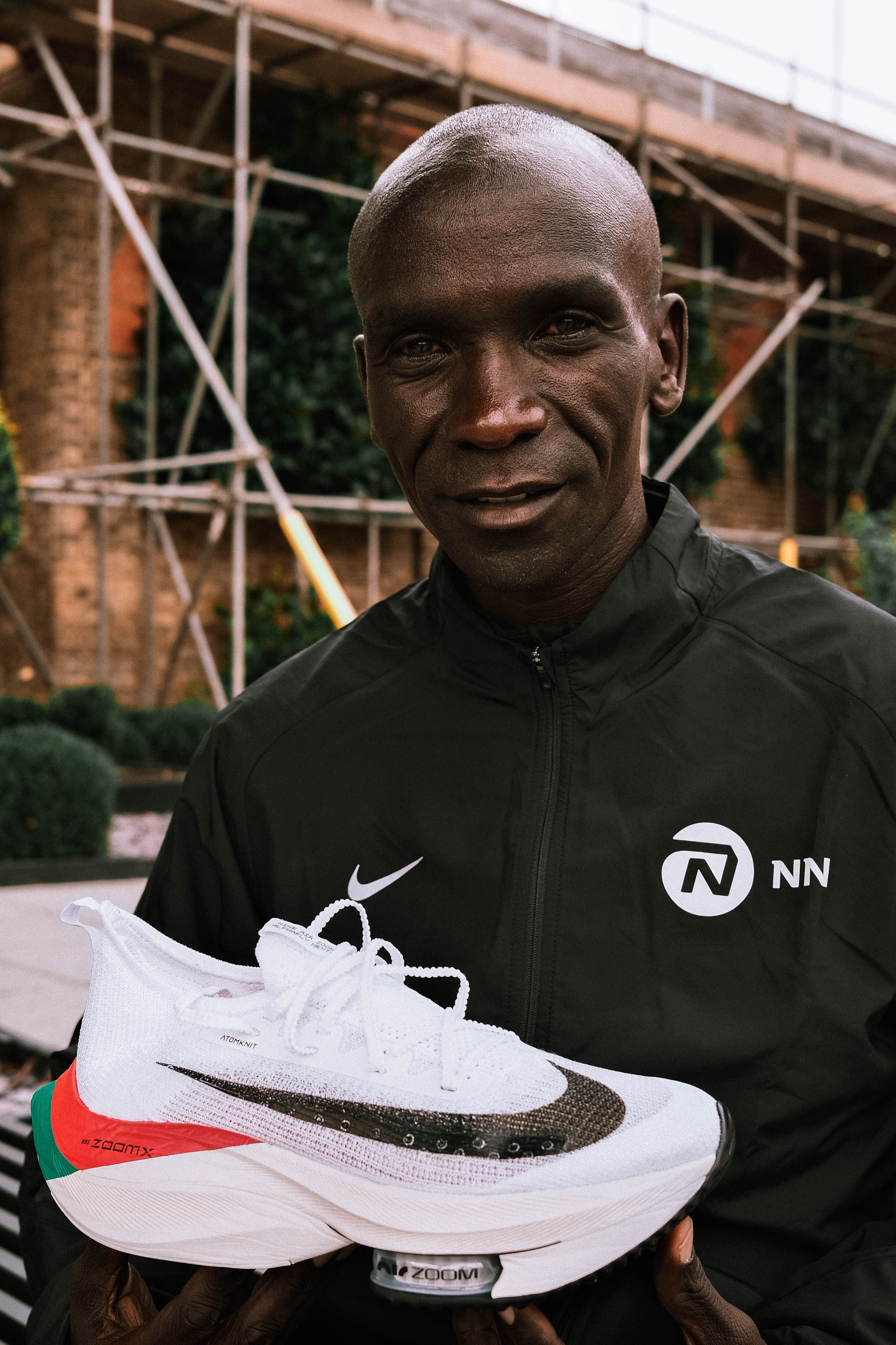 Eliud kipchoge running clearance shoes