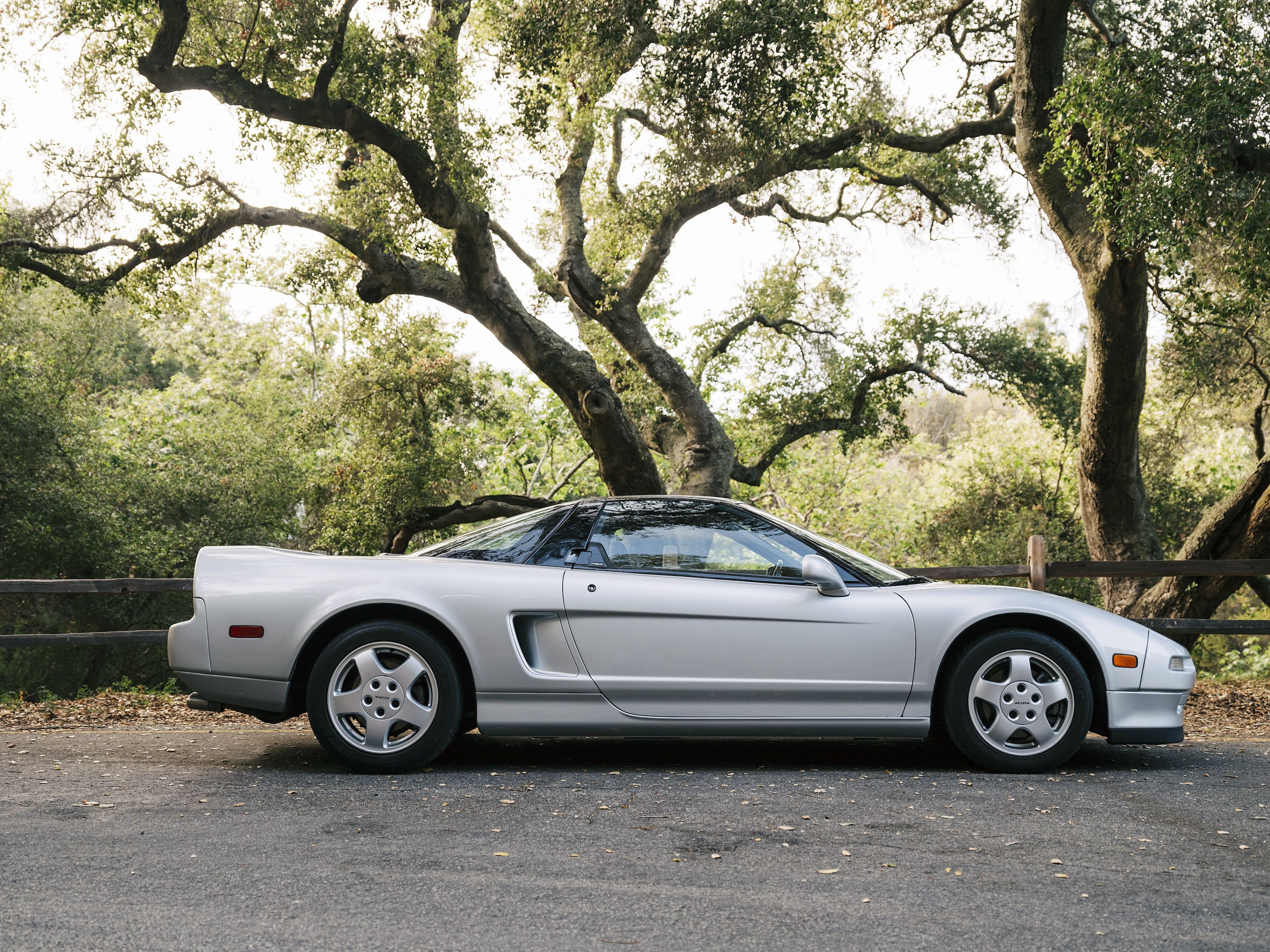 1991年、NSX取扱説明 Honda NSX (NA1) specs (1991-1995): performance, dimensions