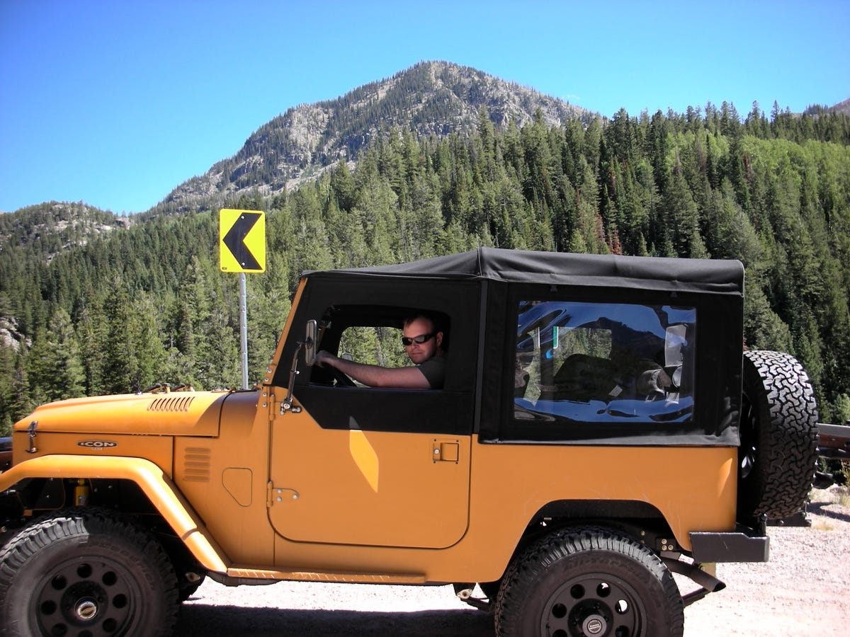 Icon Toyota FJ40 Land Cruiser Takes a Rocky Mountain Road Trip