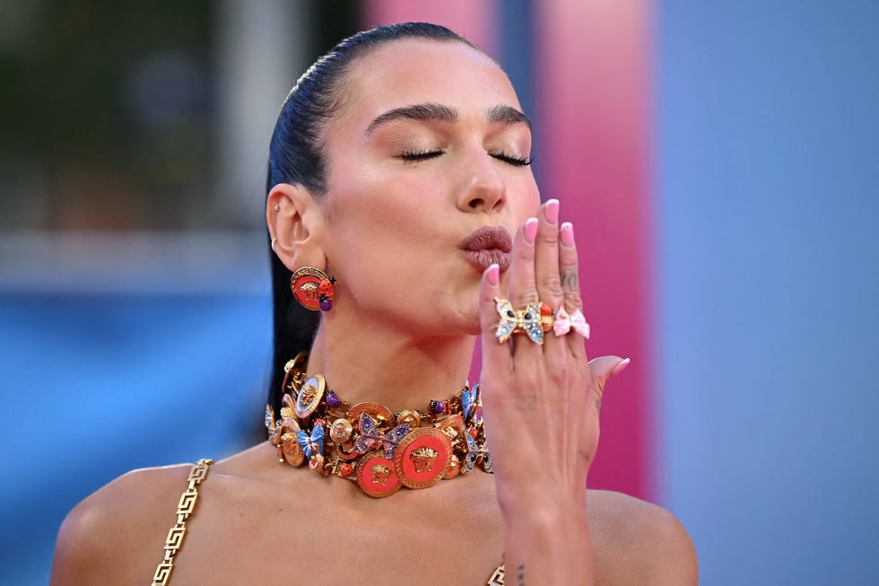dua lipa barbie premier london outfit