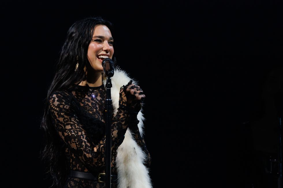 Dua Lipa si esibisce ad Auckland