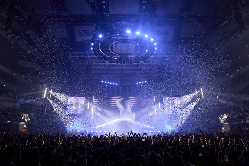 dua lipa radical optimism european tour kick off at movistar arena in madrid