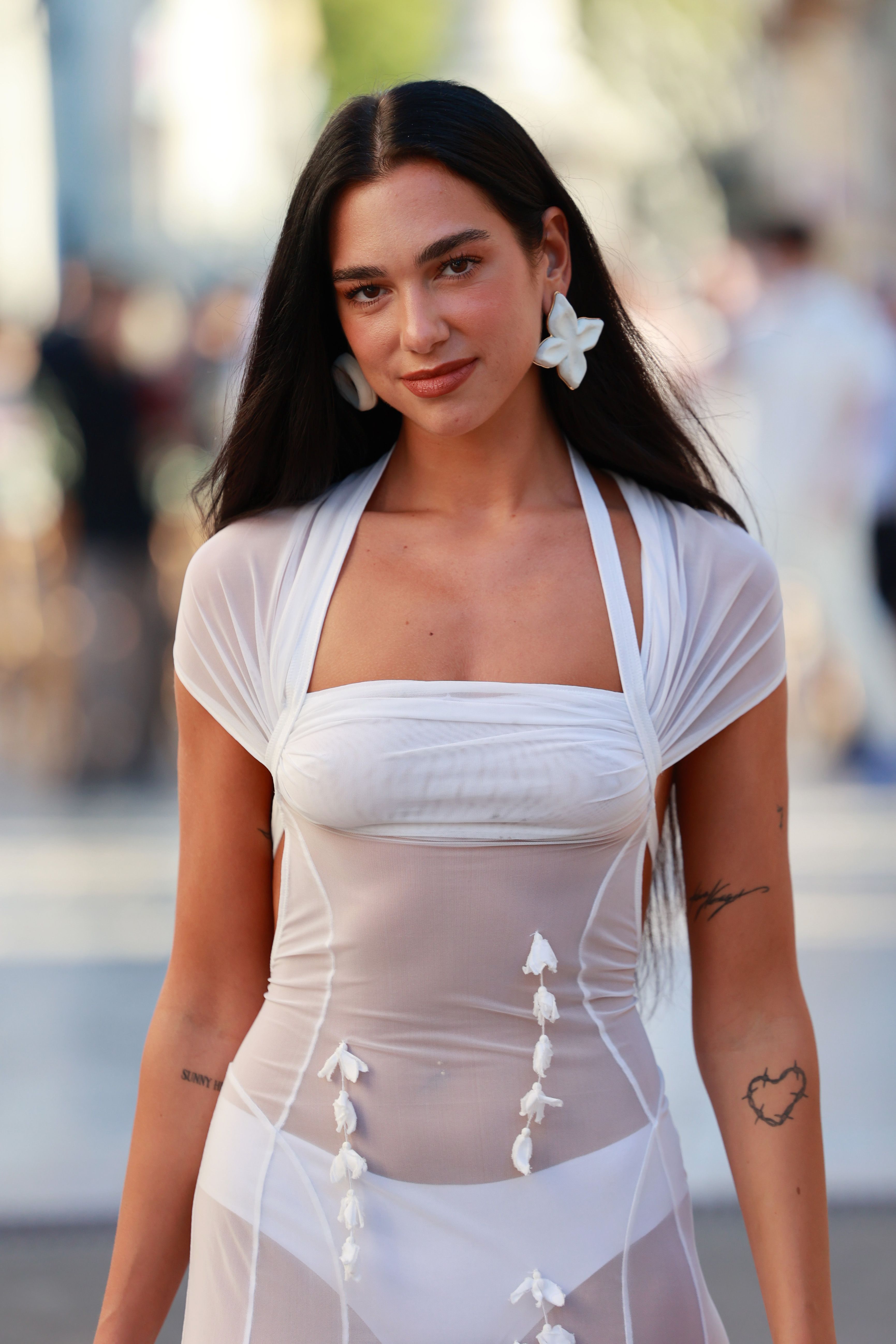 Dua Lipa's furry vest outfit is the only thing we wanna wear