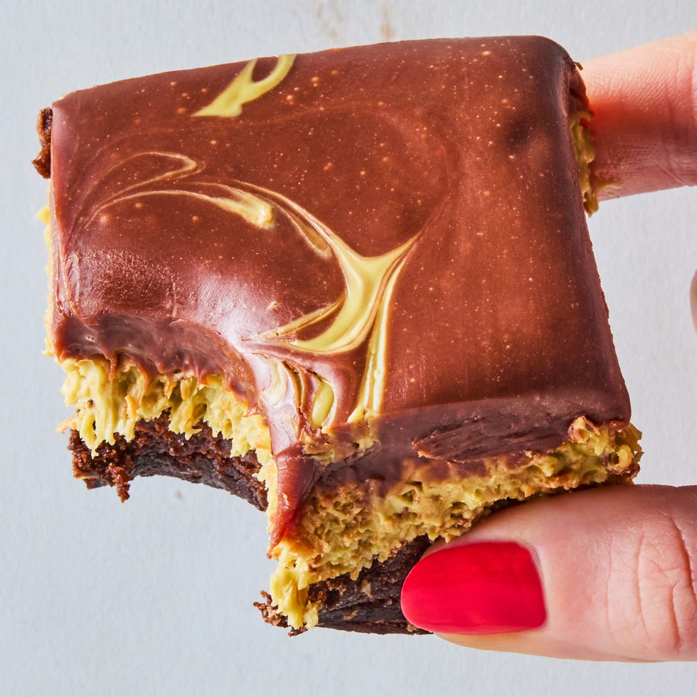 brownies topped with dubai chocolate bar inspired ingredients