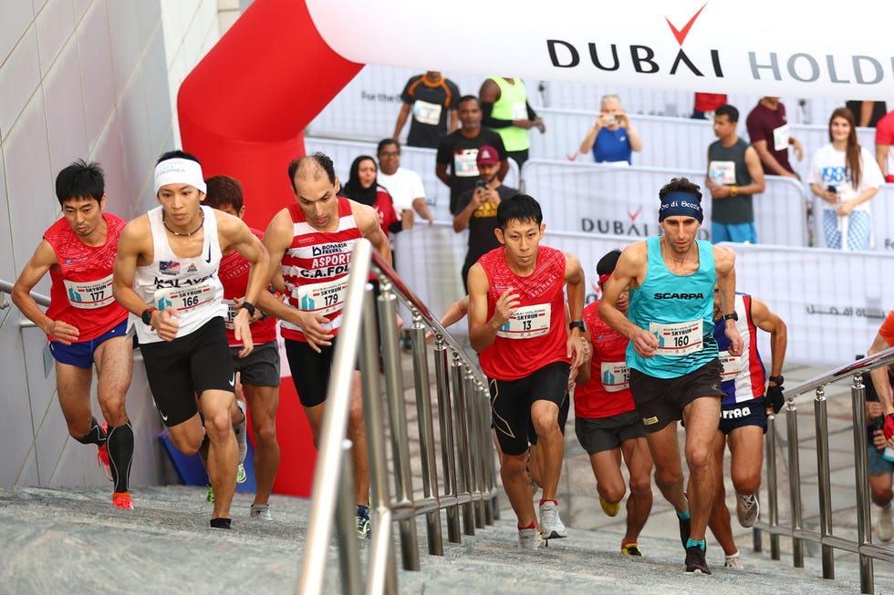 primer mundial de subir escaleras en dubai