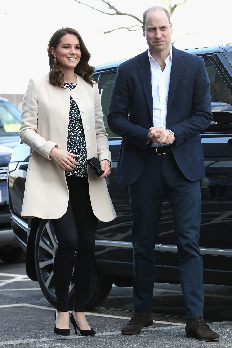 Kate Middleton pregnancy clothes, dresses, coats by Seraphine: Photos -  Foto 1