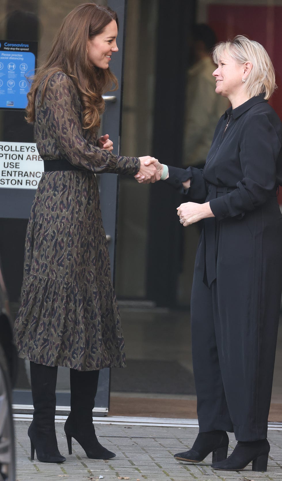 duchess of cambridge green print dress