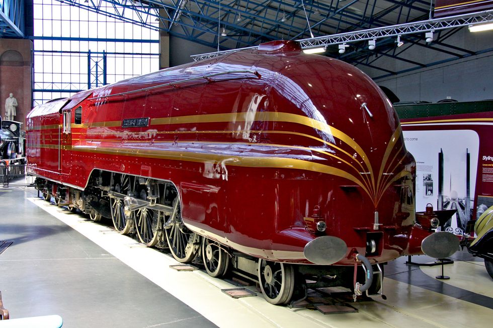duchess of hamilton streamline locomotive