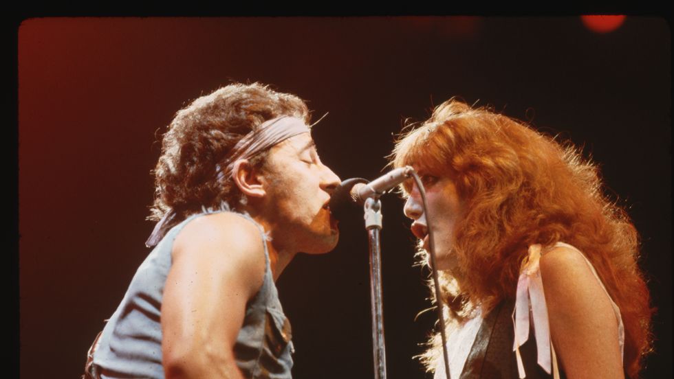 Bruce Springsteen and Patti Scialfa Singing Together