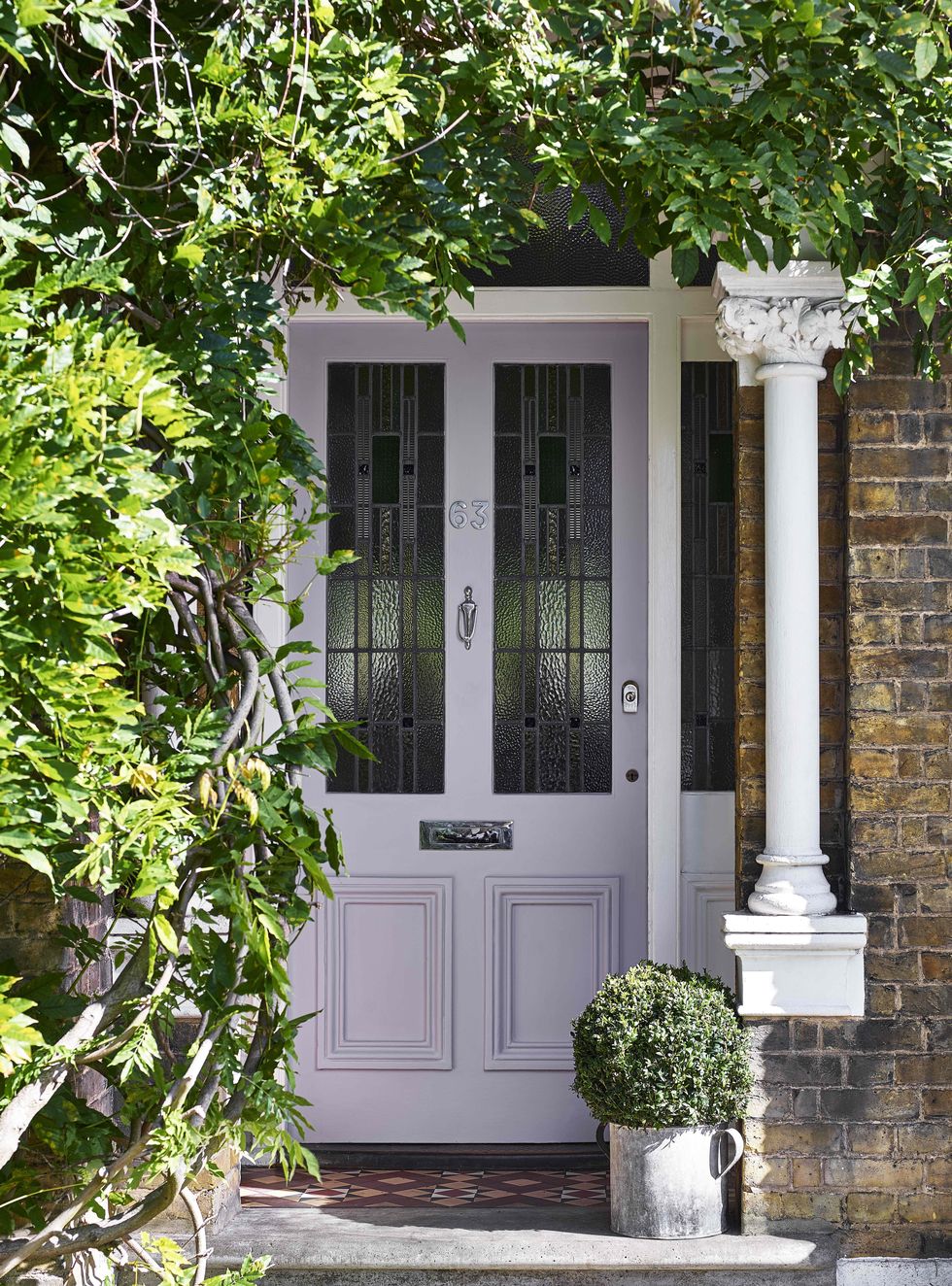 popular front door colours