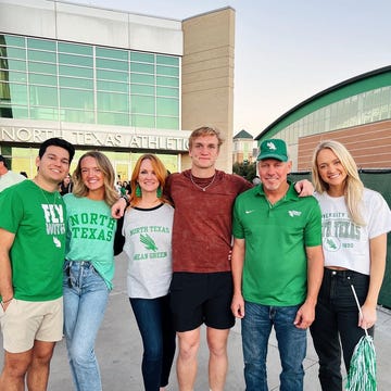 drummond family cheering on bryce at football game