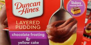 duncan hines layered pudding chocolate frosting  yellow cake cups