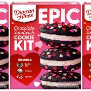 duncan hines epic valentine's day chocolate sandwich cookie kit
