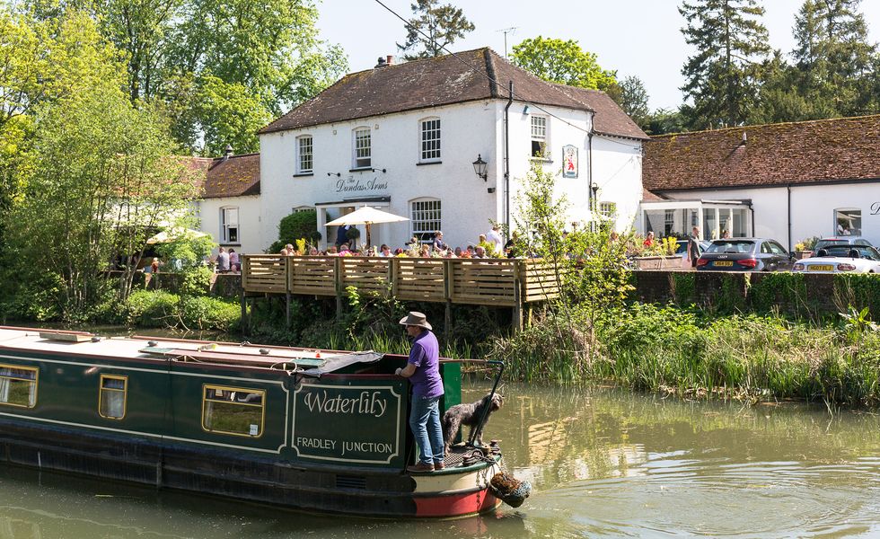 Weekend trips from London - The Dundas Arms