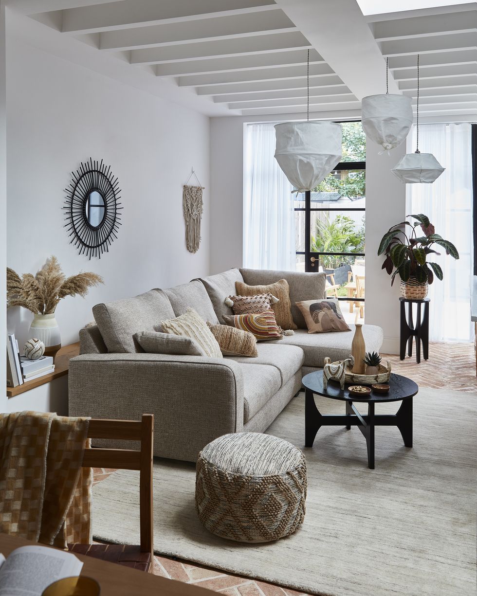 13 Neutral Living Room Ideas