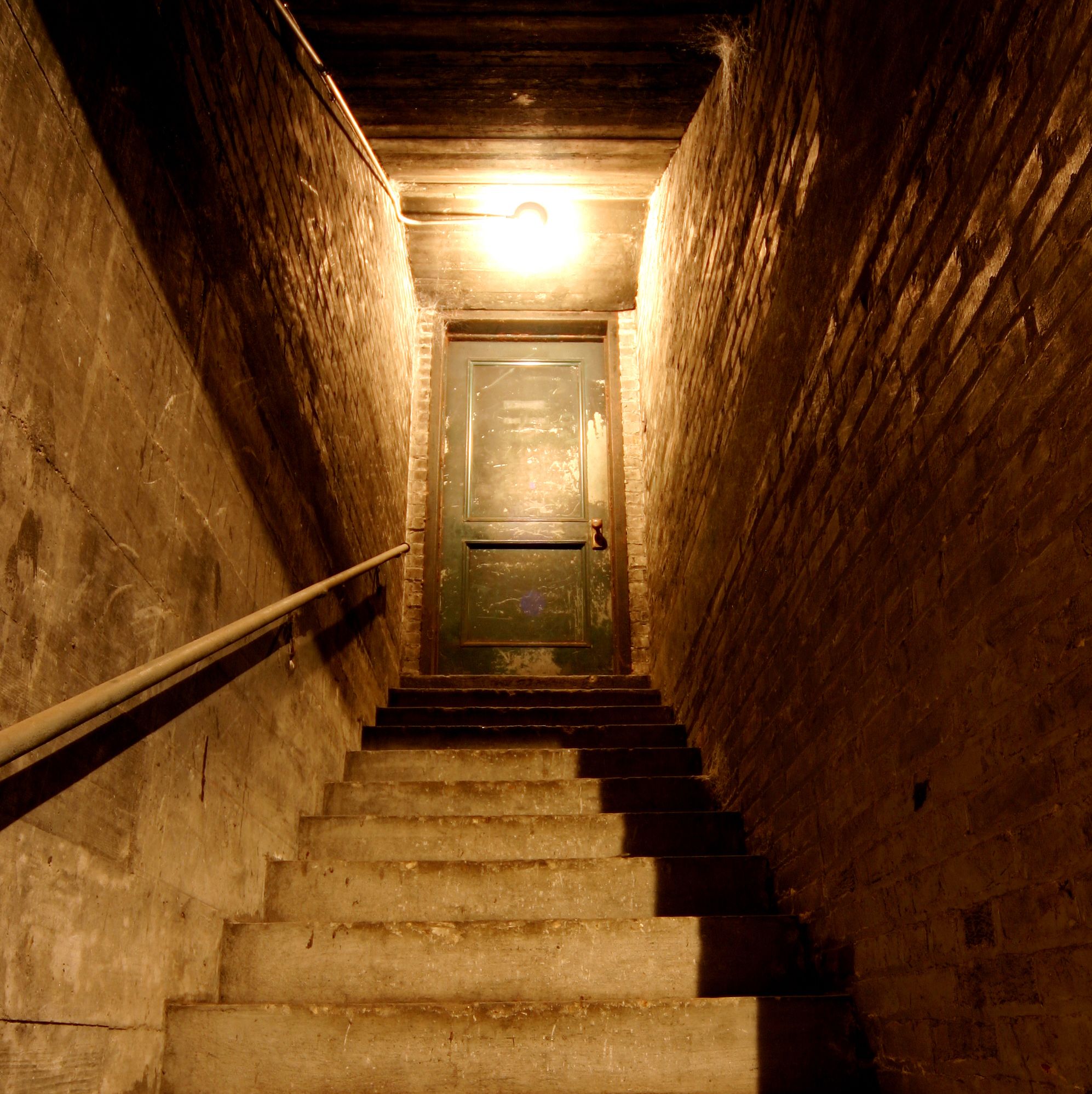 Archaeologists Followed a Forgotten Staircase—and Uncovered a 400-Year-Old Burial Vault