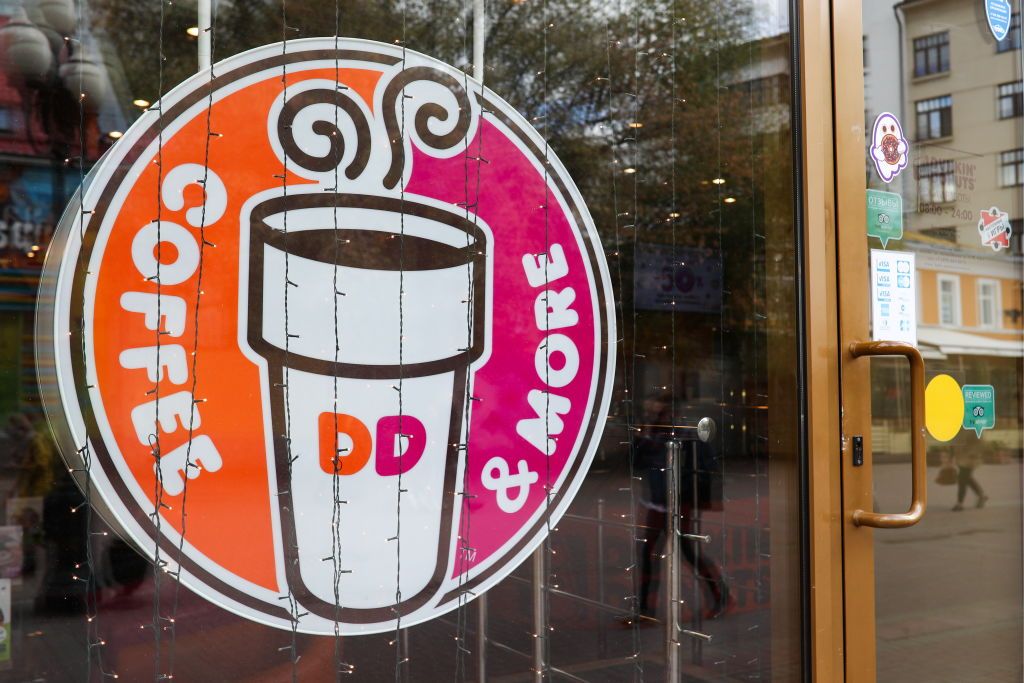 Dunkin donuts hours online