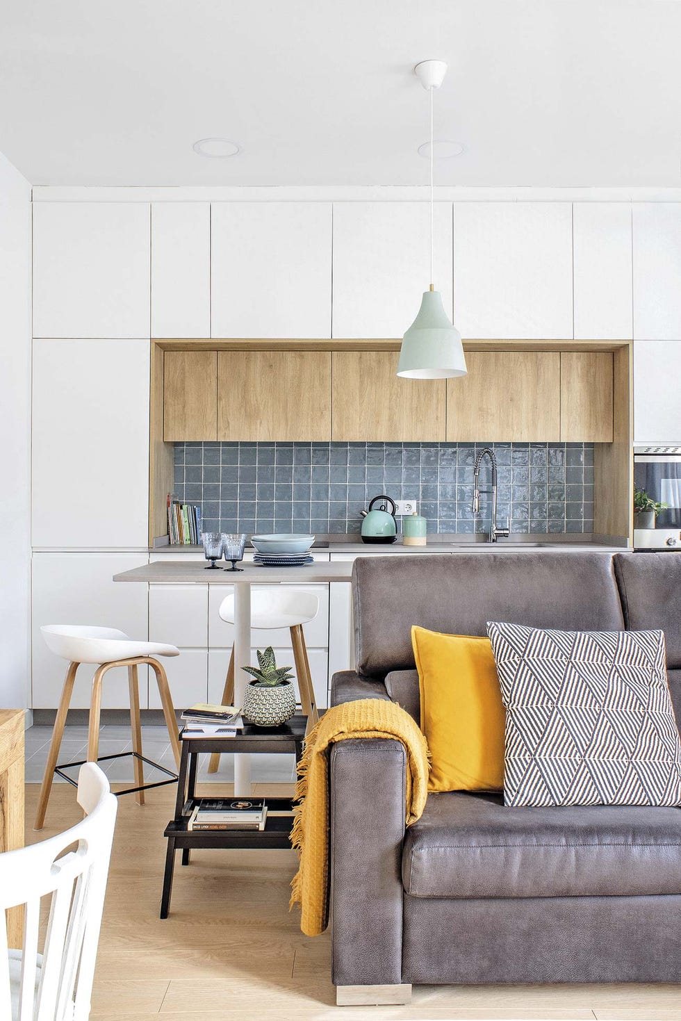 dúplex en madrid reformado salón y cocina abierta