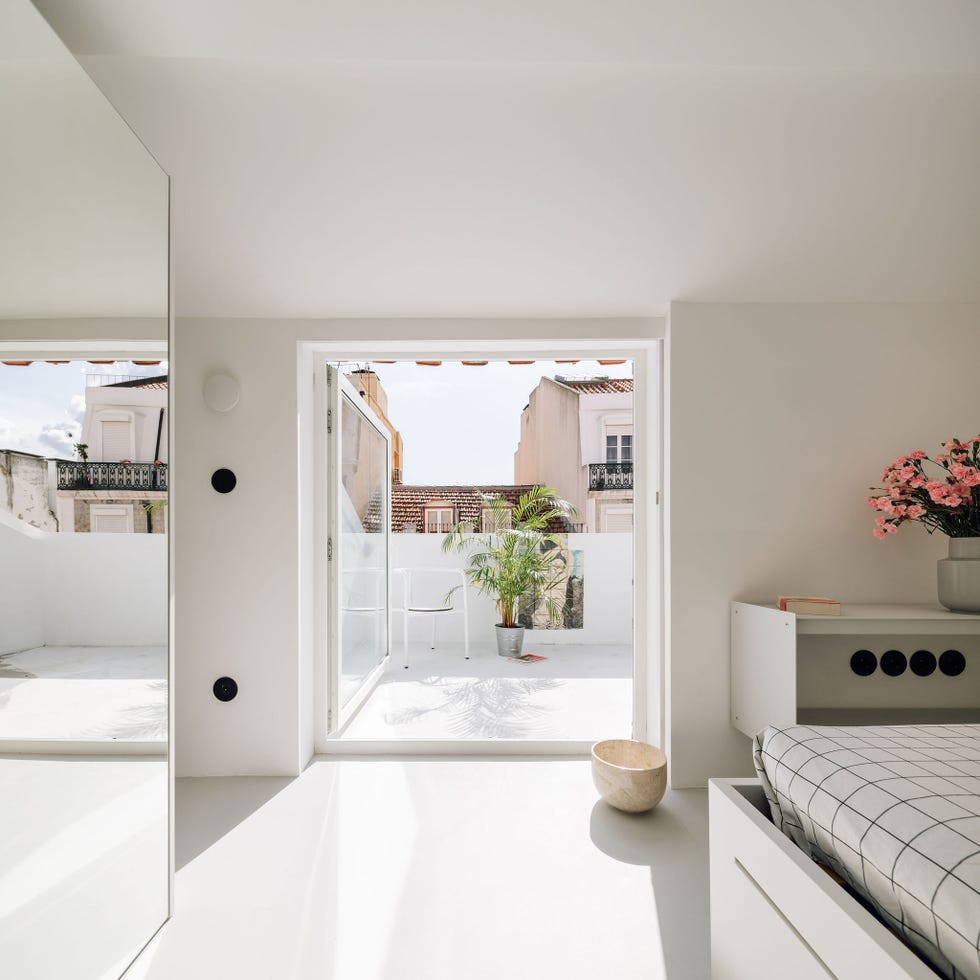 Dúplex de diseño minimalista con terraza en Lisboa