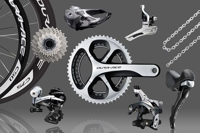 Bicycle part, Bicycle drivetrain part, Groupset, Crankset, Derailleur gears, Auto part, Bicycle wheel, Vehicle, Wheel, Rim, 