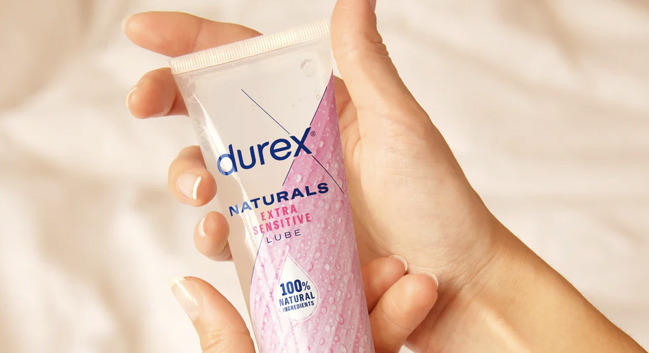 durex naturals lube, extra sensitive, 100ml, water based, condom and toy compatible, ph friendly, aloe vera