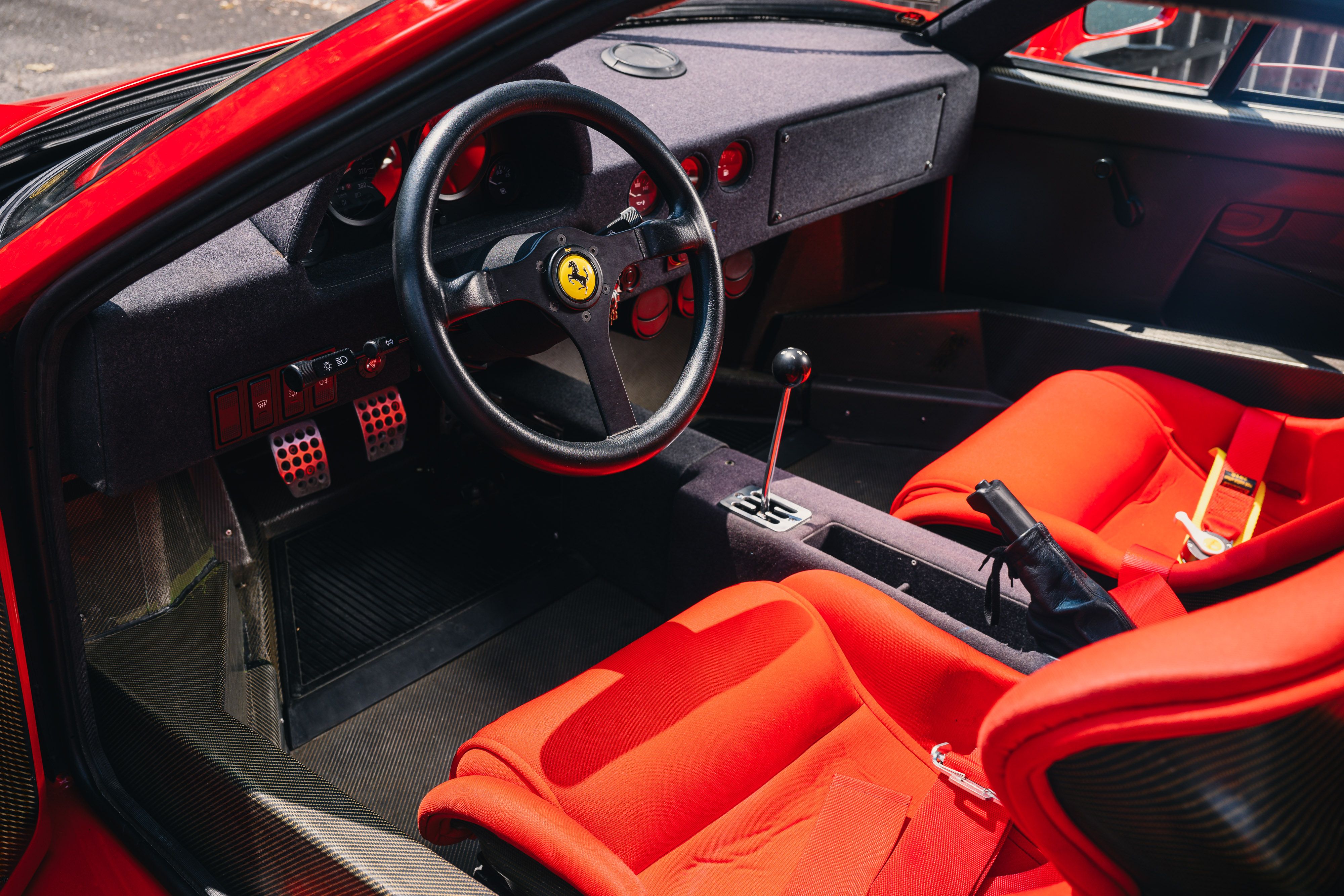 Tested: 1991 Ferrari F40 Feasts on the Timid